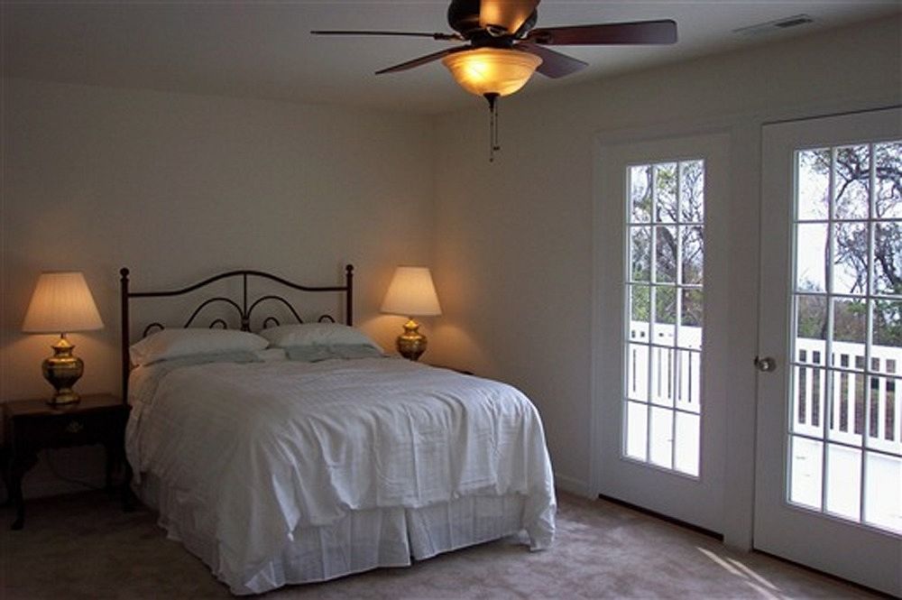 The Baywood Bed & Breakfast Cape Charles Chambre photo