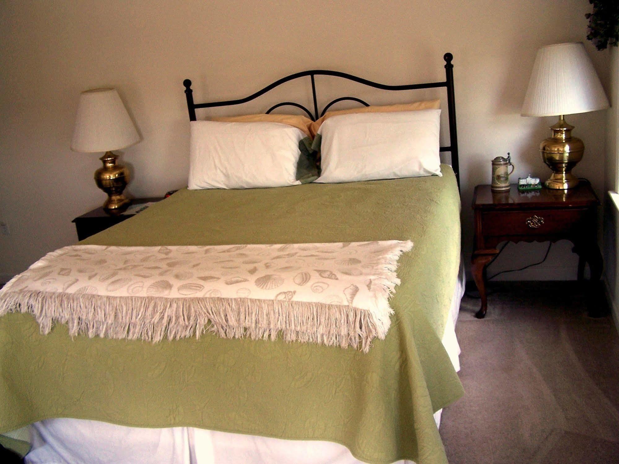 The Baywood Bed & Breakfast Cape Charles Extérieur photo